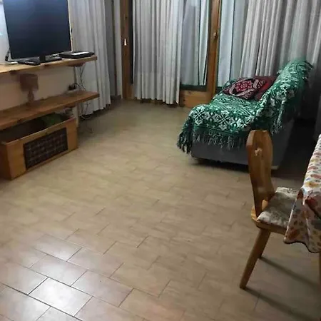 Incantevole Con Camino